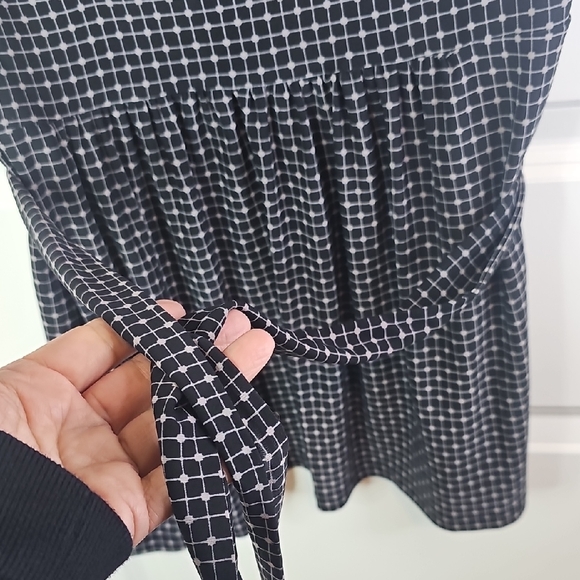 Daisy Fuentes Black and White Checkered Blouse - Picture 8 of 8